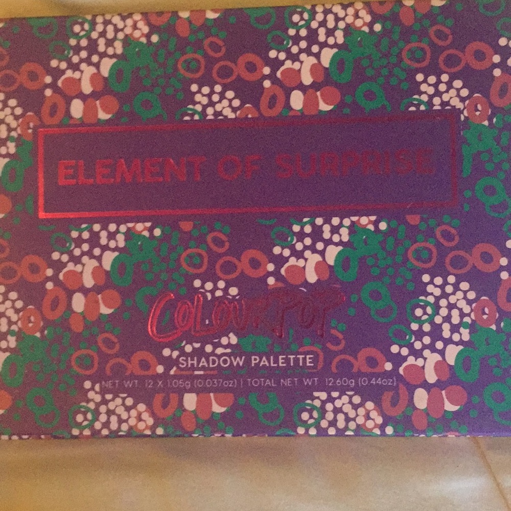 Eye shadow palette
